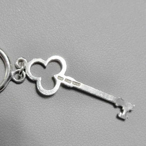 Sterling silver key pendant 2" - Picture 5 of 6